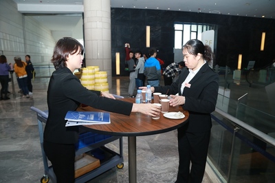 后生仔茶歇精品走進(jìn)海南國際會(huì)展中心 將持續(xù)提供優(yōu)質(zhì)茶歇服務(wù)